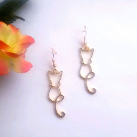Kitty Cat Silhouette Gold-tone Dangling Earrings - Picture 3 of 6